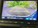 ターボブラックスタイル　保証書／純正　８インチ　ナビ／ホンダセンシング／両側電動スライドドア／シートヒーター　前席／車線逸脱防止支援システム／登録済未使用車／ヘッドランプ　ＬＥＤ／Ｂｌｕｅｔｏｏｔｈ接続／ＥＢＤ付ＡＢＳ（13枚目）