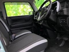 「この車の写真をもっと見たい」「状態が気になる」「この装備はついている？」どんな小さな疑問でもお気軽にお問い合わせください！ 4