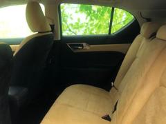 ＷＥＣＡＲＳでは各商談席に大型モニターをご用意しております！見やすい大画面でゆったりと全国の在庫をご覧いただけます！是非ご来店お待ちしております！ 7