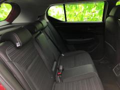 ＷＥＣＡＲＳではほぼ毎日新しい在庫車両を入荷しております！お客様のこだわりを叶える１台がきっとＷＥＣＡＲＳにあるはずです！ 5