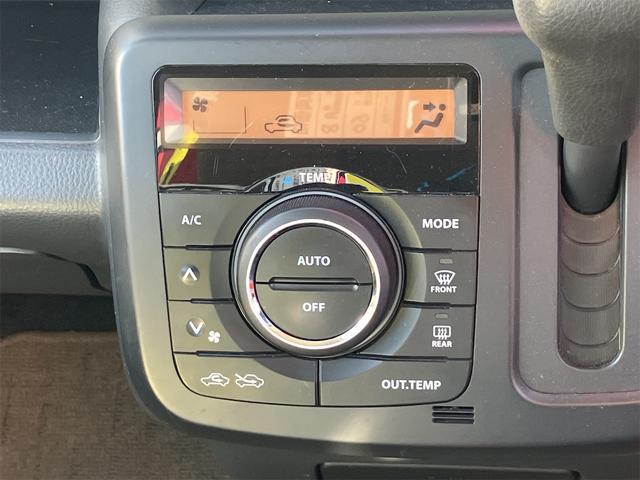 モコ Ｘ　バックカメラ　ナビ　ＴＶ　スマートキー　アイドリングストップ　電動格納ミラー　ベンチシート　ＣＶＴ　盗難防止システム　ＡＢＳ　ＣＤ　アルミホイール　衝突安全ボディ　エアコン　パワーステアリング（8枚目）