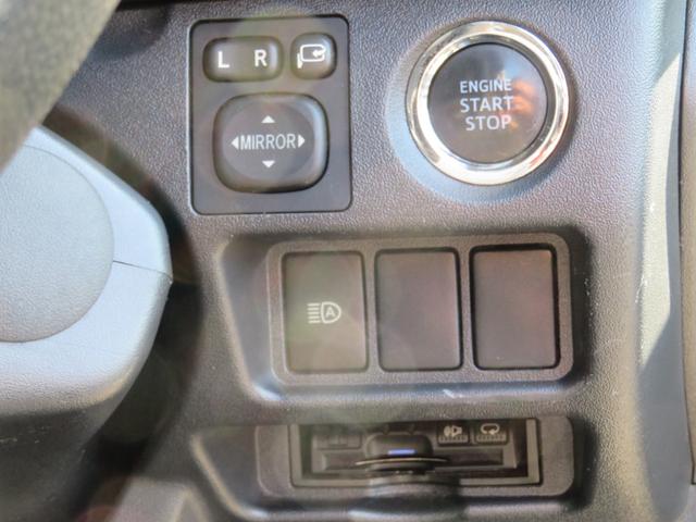 レジアスエースバン スーパーＧＬ　ダークプライム　荷室フローリング　リアモニター　ＥＴＣ　スマートキー（15枚目）