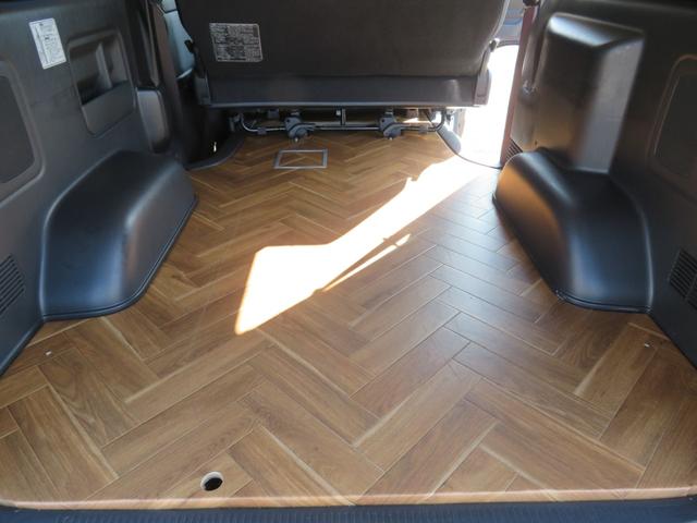 レジアスエースバン スーパーＧＬ　ダークプライム　荷室フローリング　リアモニター　ＥＴＣ　スマートキー（27枚目）