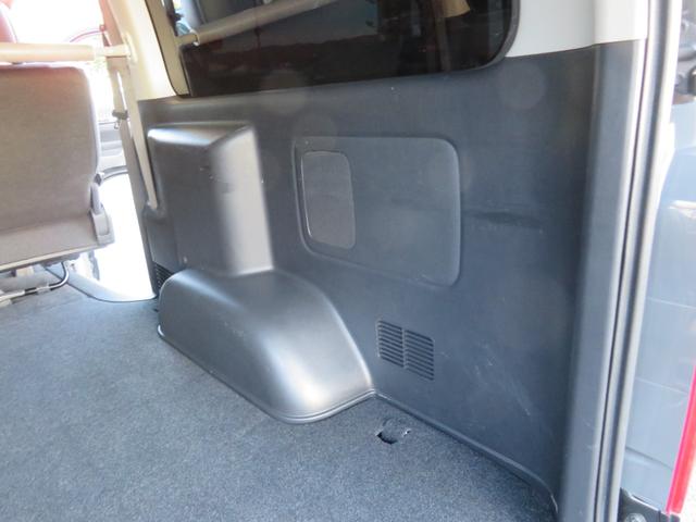 ハイエースバン スーパーGL ダークプライム GRバージョン2エアロ SDナビ フルセグテレビ Bluetooth バックカメラ ドラレコ ビルトインETC 禁煙車(31枚目)