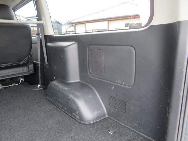 ハイエースバン ロングスーパーGL ワンオーナー 両側パワースライドドア 純正ナビ フルセグテレビ Bluetooth ETC 全方位カメラ(29枚目)