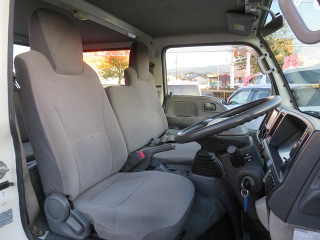 タイタントラック Ｗキャブワイドロー　１．５Ｔ　ＳＤナビ　ワンセグテレビ　ＥＴＣ（17枚目）