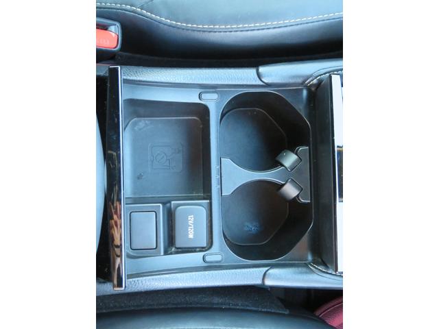 ハリアー プレミアム　ワンオーナー車　ＳＤナビ　フルセグテレビ　Ｂｌｕｅｔｏｏｔｈ　バックカメラ　ＥＴＣ　パワーバックドア（17枚目）