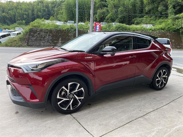 Ｃ－ＨＲ Ｇ　ハイブリッド　踏み間違い防止　ソナー　シートＨ　アイドルストップ　クルコン　衝突安全ボディ　ＬＥＤヘットライト　横滑防止装置　エアバッグ　スマートキープッシュスタート　イモビライザー　キーレス　ＡＢＳ（5枚目）