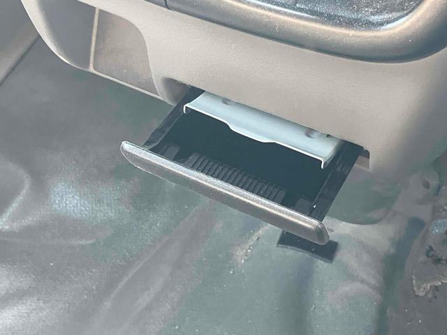 エブリイ PAリミテッド 両側スライドドア 箱バン キーレスエントリー 5速マニュアル ABS 衝突安全ボディ エアコン パワーステアリング 積載量350kg(33枚目)