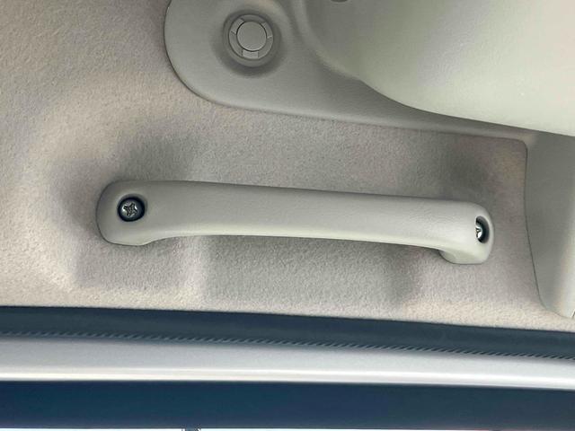 エブリイ PAリミテッド 両側スライドドア 箱バン キーレスエントリー 5速マニュアル ABS 衝突安全ボディ エアコン パワーステアリング 積載量350kg(38枚目)