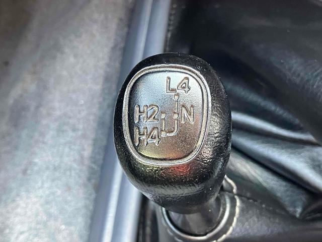 当店のお車をご覧いただきましてありがとうございます。お車についてのご質問やお見積りのご依頼、ご購入にあたってのご相談などお気軽にお問い合わせ下さい!