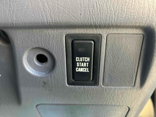 この度は当店のお車をご覧になっていただき、誠にありがとうございます。じっくり現車確認して頂けるよう、ご準備を致します!