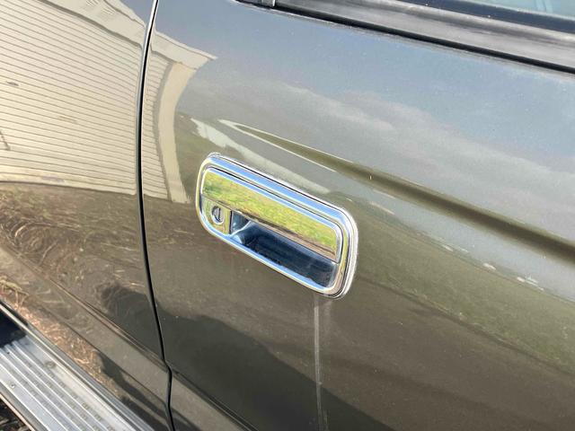 当店のお車をご覧いただきましてありがとうございます。お車についてのご質問やお見積りのご依頼、ご購入にあたってのご相談などお気軽にお問い合わせ下さい!