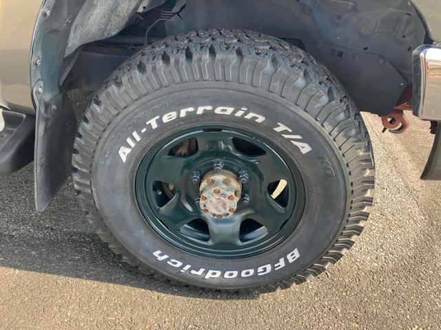 当店のお車をご覧いただきましてありがとうございます。お車についてのご質問やお見積りのご依頼、ご購入にあたってのご相談などお気軽にお問い合わせ下さい!