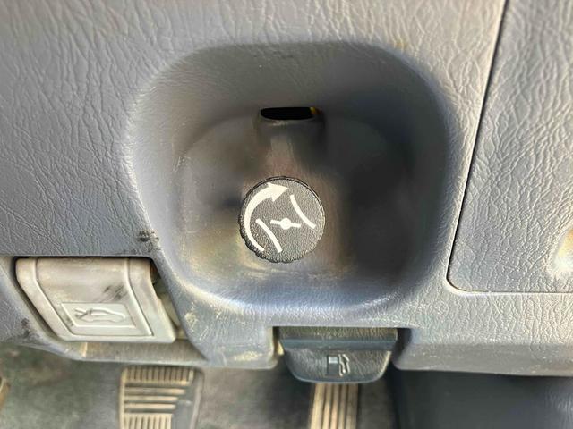 ご覧頂きまして誠に有難うございます!!是非ご来店して頂き、実際にご覧になって頂ければと思います。お客様からのご連絡をスタッフ一同、心よりお待ちしております