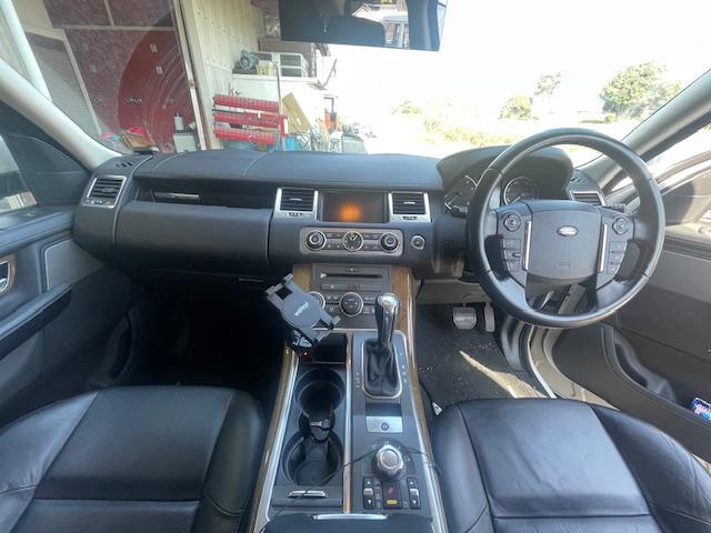 レンジローバースポーツ 　４ＷＤ　オートマチック（13枚目）