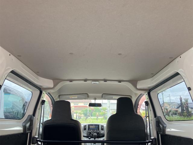 ＮＶ２００バネットバン 　ナビ　両側スライドドア　キーレスエントリー　ＡＴ　ＣＤ　ＤＶＤ再生　ＵＳＢ　ミュージックプレイヤー接続可　エアコン　パワーウィンドウ　運転席エアバッグ　助手席エアバッグ（27枚目）
