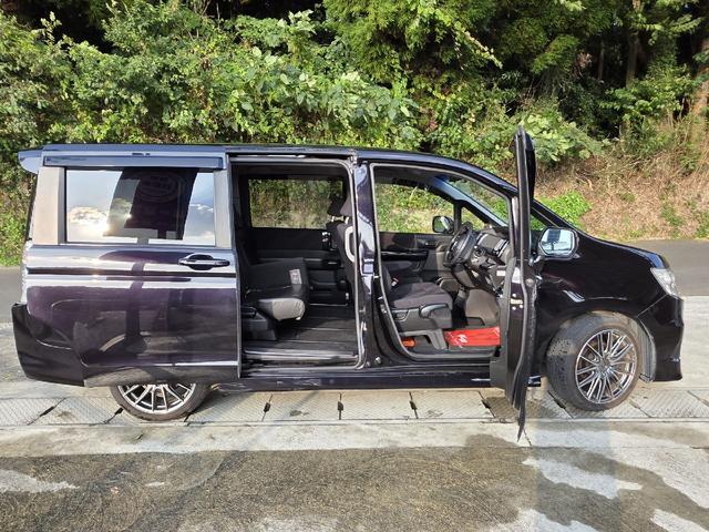 ステップワゴンスパーダ Z ドライブレコーダー ETC バックカメラ TV 両側電動スライドドア HID スマートキー 電動格納ミラー 後席モニター 3列シート ウォークスルー CVT アルミホイール 盗難防止システム(13枚目)