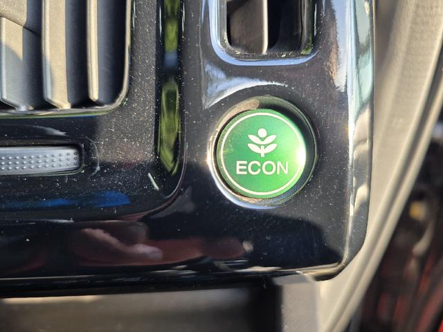 ステップワゴンスパーダ Z ドライブレコーダー ETC バックカメラ TV 両側電動スライドドア HID スマートキー 電動格納ミラー 後席モニター 3列シート ウォークスルー CVT アルミホイール 盗難防止システム(44枚目)