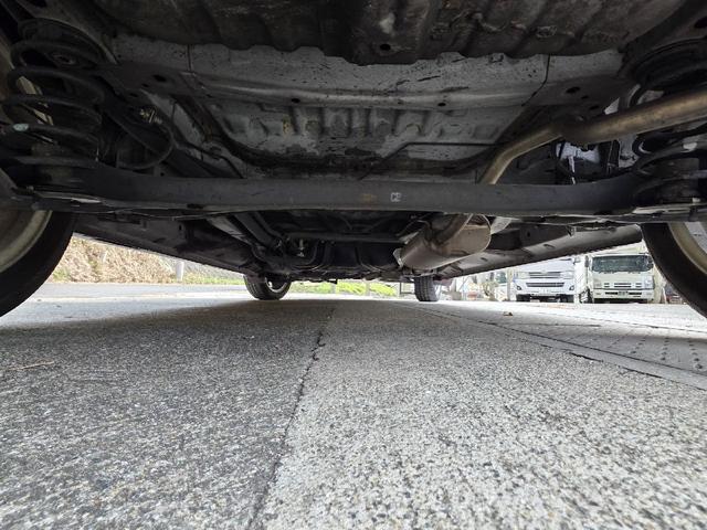 Ｎ－ＢＯＸカスタム Ｇ・Ｌパッケージ　バックカメラ　両側スライド・片側電動　ナビ　ＨＩＤ　スマートキー　アイドリングストップ　ベンチシート　ＣＶＴ　盗難防止システム　ＡＢＳ　ＥＳＣ　チップアップシート　アルミホイール　エアコン（56枚目）