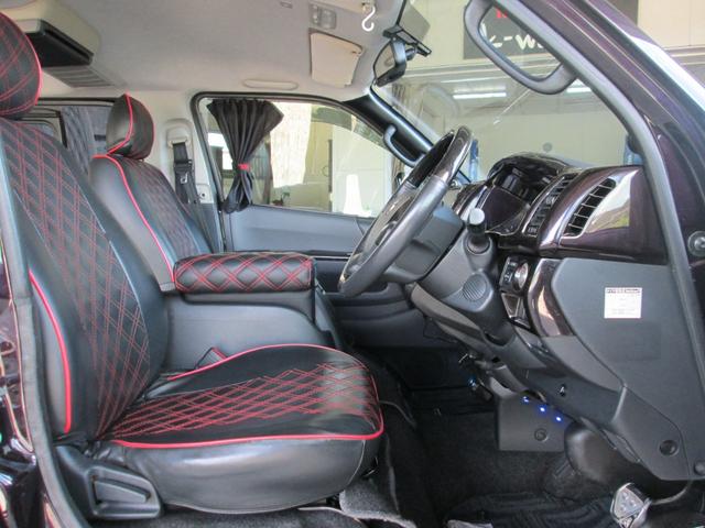 ハイエースバン スーパーＧＬ　ダークプライム　ハーフフルエアロ・３．０ＤＩＣターボ・ローダウン・純正ＬＥＤヘッドライト・レザー調シートカバー・プッシュスタート・スマートキー・バックカメラ・社外１６インチアルミ・アルパインナビ／フルセグＴＶ（20枚目）