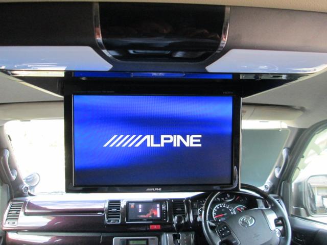 ハイエースバン スーパーＧＬ　ダークプライム　ハーフフルエアロ・３．０ＤＩＣターボ・ローダウン・純正ＬＥＤヘッドライト・レザー調シートカバー・プッシュスタート・スマートキー・バックカメラ・社外１６インチアルミ・アルパインナビ／フルセグＴＶ（32枚目）