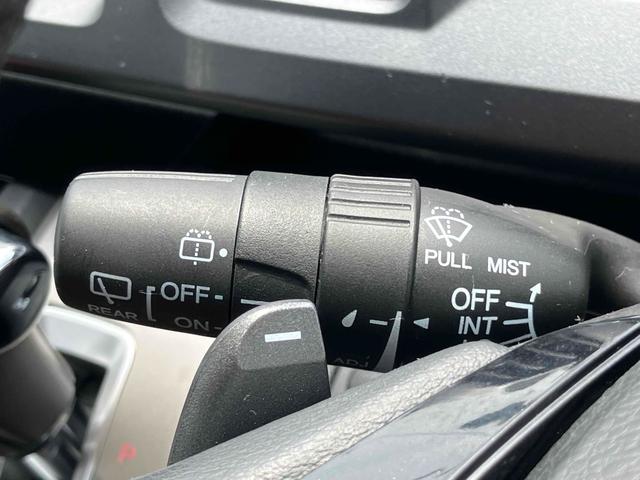 ステップワゴンスパーダ Ｓ　ＥＴＣ　バックカメラ　ナビ　両側スライド・片側電動　ＨＩＤ　キーレスエントリー　電動格納ミラー　ウォークスルー　ＣＶＴ　アルミホイール　ＣＤ　ＤＶＤ再生　ＵＳＢ　Ｂｌｕｅｔｏｏｔｈ　盗難防止システム（10枚目）