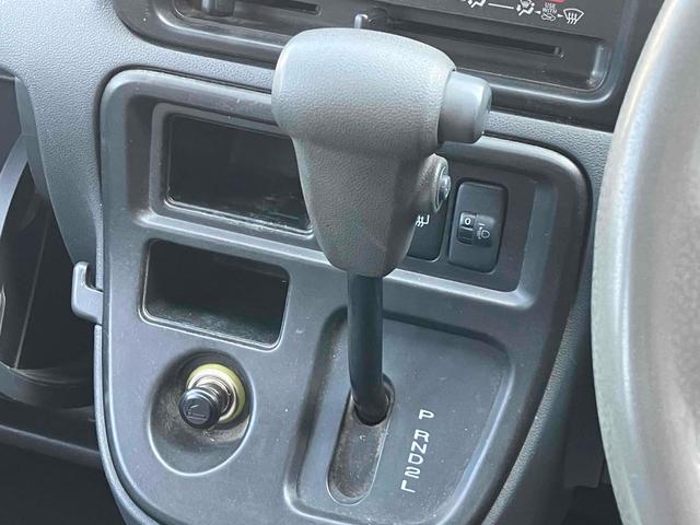 ハイゼットカーゴ スペシャル　軽バン　オートマ車　両側スライドドア　エアコン　パワーステアリング　運転席エアバッグ　助手席エアバッグ　ヘッドライトレベライザー（5枚目）