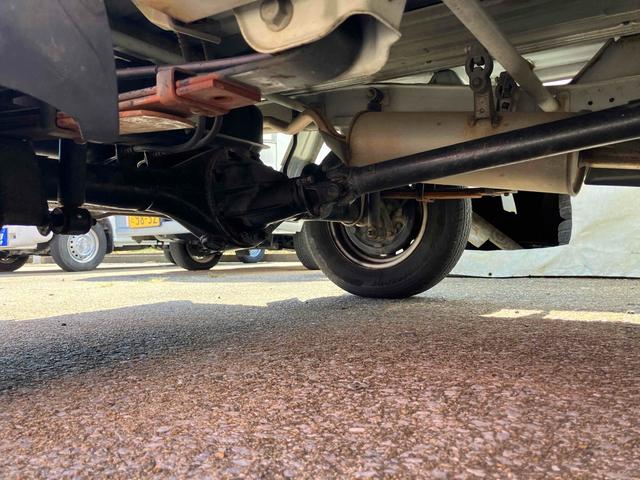 クリッパートラック  軽トラック MT エアコン 運転席エアバッグ(15枚目)