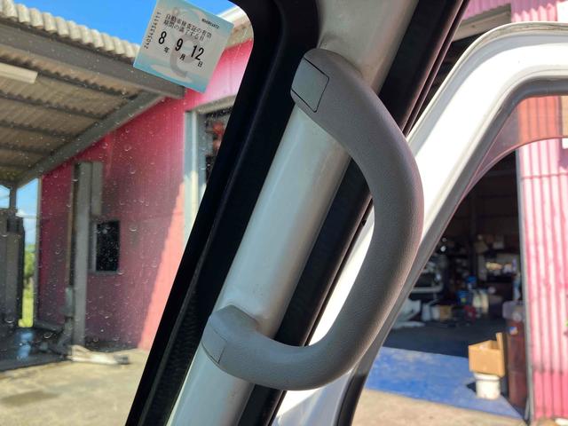 クリッパートラック  軽トラック MT エアコン 運転席エアバッグ(46枚目)