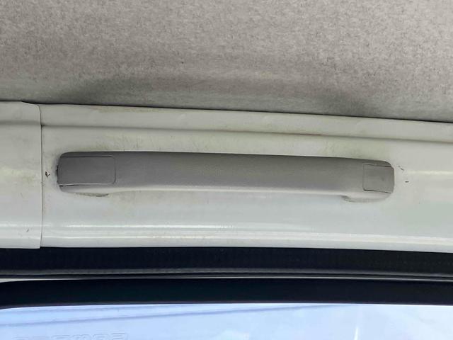 サンバートラック 　４ＷＤ　軽トラック　ＭＴ　エアコン　運転席エアバッグ（44枚目）