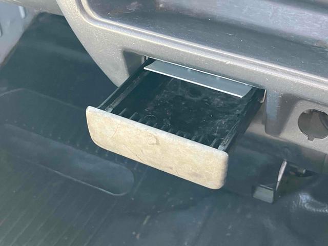 サンバートラック 　４ＷＤ　軽トラック　ＭＴ　エアコン　運転席エアバッグ（45枚目）