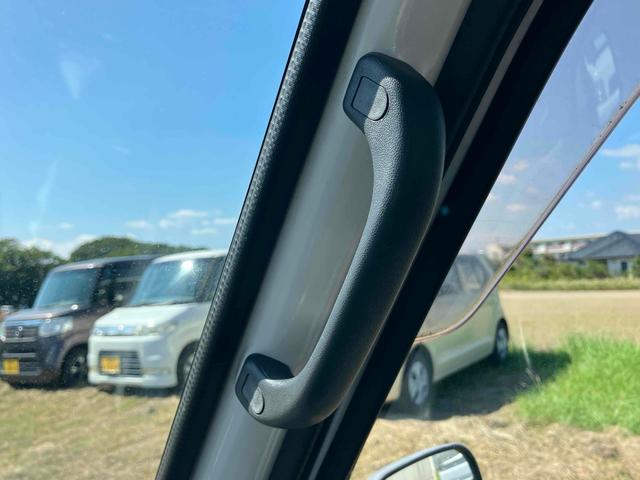 サンバートラック 　４ＷＤ　軽トラック　ＭＴ　エアコン　運転席エアバッグ（48枚目）