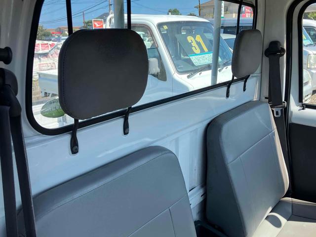 サンバートラック 　４ＷＤ　軽トラック　ＭＴ　エアコン　運転席エアバッグ（56枚目）