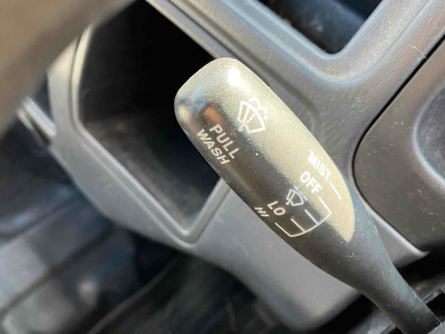 サンバートラック 　４ＷＤ　軽トラック　ＭＴ　エアコン　運転席エアバッグ（61枚目）