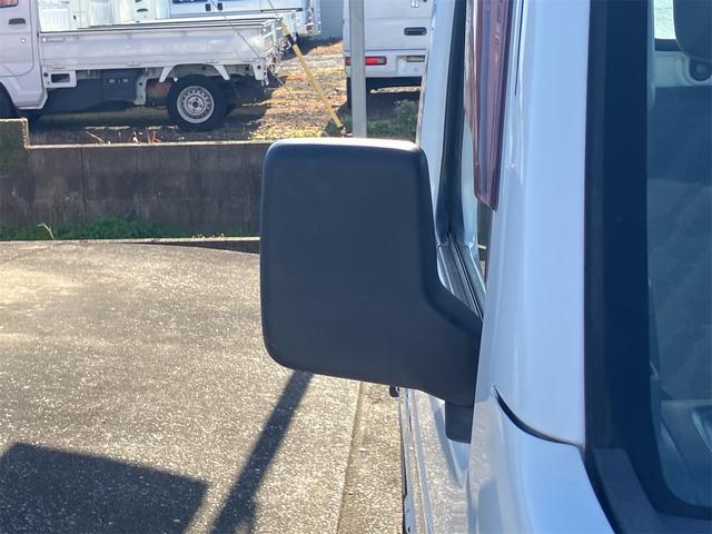 キャリイトラック 4WD MT エアコン パワーステアリング(8枚目)