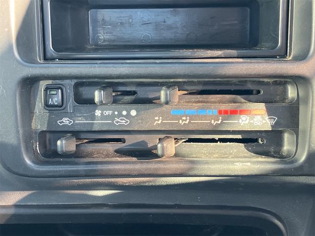 ハイゼットトラック 4WD MT エアコン パワーステアリング(32枚目)