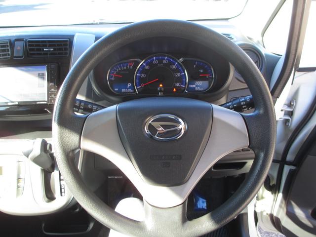 ムーヴ カスタム　Ｘ　ＳＡ　ナビ　衝突被害軽減システム　オートライト　スマートキー　アイドリングストップ　電動格納ミラー　ＣＶＴ　盗難防止システム　ＡＢＳ　ＥＳＣ　ＣＤ　ＤＶＤ再生　アルミホイール　衝突安全ボディ　エアコン（3枚目）