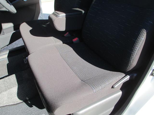 ムーヴ カスタム　Ｘ　ＳＡ　ナビ　衝突被害軽減システム　オートライト　スマートキー　アイドリングストップ　電動格納ミラー　ＣＶＴ　盗難防止システム　ＡＢＳ　ＥＳＣ　ＣＤ　ＤＶＤ再生　アルミホイール　衝突安全ボディ　エアコン（36枚目）