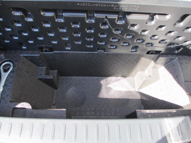 ムーヴ カスタム　Ｘ　ＳＡ　ナビ　衝突被害軽減システム　オートライト　スマートキー　アイドリングストップ　電動格納ミラー　ＣＶＴ　盗難防止システム　ＡＢＳ　ＥＳＣ　ＣＤ　ＤＶＤ再生　アルミホイール　衝突安全ボディ　エアコン（41枚目）