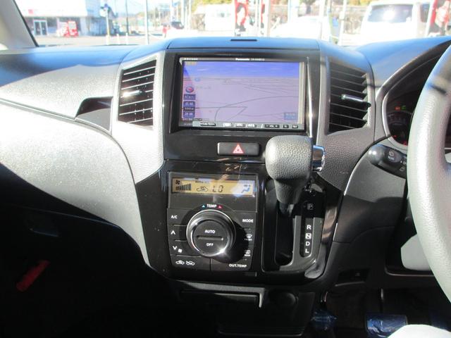 パレットＳＷ ＸＳ　両側スライド・片側電動　ナビ　ＴＶ　ＨＩＤ　スマートキー　電動格納ミラー　ベンチシート　ＣＶＴ　盗難防止システム　ＡＢＳ　ＣＤ　ＤＶＤ再生　アルミホイール　衝突安全ボディ　エアコン　パワーステアリング（5枚目）