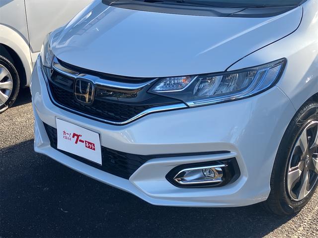 フィットハイブリッド Ｆコンフォートエディション　ハイブリッド　ＥＴＣ　バックカメラ　ナビ　ＴＶ　レーンアシスト　衝突被害軽減システム　オートライト　スマートキー　アイドリングストップ　シートヒーター　ＡＴ　盗難防止システム　衝突安全ボディ　ＣＤ（23枚目）