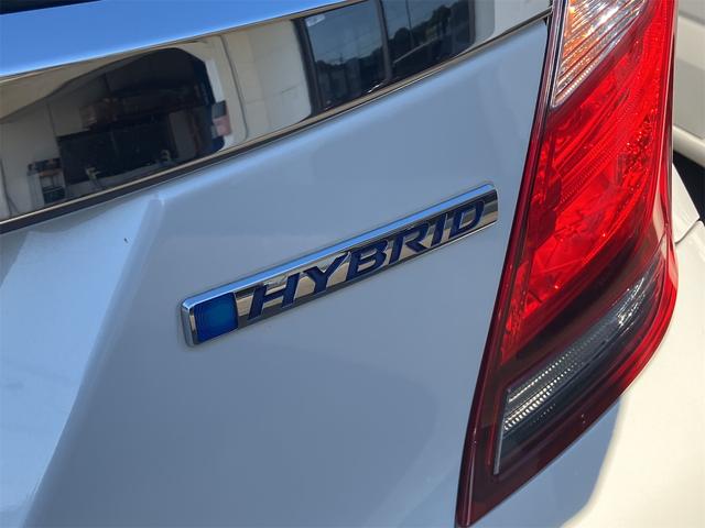 フィットハイブリッド Ｆコンフォートエディション　ハイブリッド　ＥＴＣ　バックカメラ　ナビ　ＴＶ　レーンアシスト　衝突被害軽減システム　オートライト　スマートキー　アイドリングストップ　シートヒーター　ＡＴ　盗難防止システム　衝突安全ボディ　ＣＤ（34枚目）