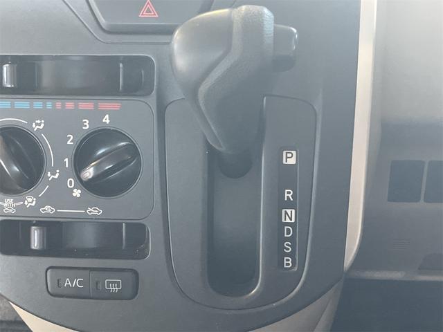 タント L ドライブレコーダー ETC キーレスエントリー アイドリングストップ 電動格納ミラー ベンチシート CVT 盗難防止システム ABS CD 衝突安全ボディ エアコン パワーステアリング(6枚目)