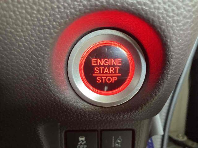 Ｎ－ＢＯＸ Ｇ・Ｌターボホンダセンシング　ＥＴＣ　バックカメラ　両側電動スライドドア　ナビ　ＴＶ　クリアランスソナー　オートクルーズコントロール　レーンアシスト　衝突被害軽減システム　オートライト　ＬＥＤヘッドランプ　スマートキー（7枚目）