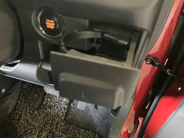 ハスラー Ｇ　ＥＴＣ　ナビ　衝突被害軽減システム　スマートキー　アイドリングストップ　電動格納ミラー　シートヒーター　ベンチシート　ＣＶＴ　盗難防止システム　ＡＢＳ　ＥＳＣ　ＣＤ　ＤＶＤ再生　Ｂｌｕｅｔｏｏｔｈ（40枚目）