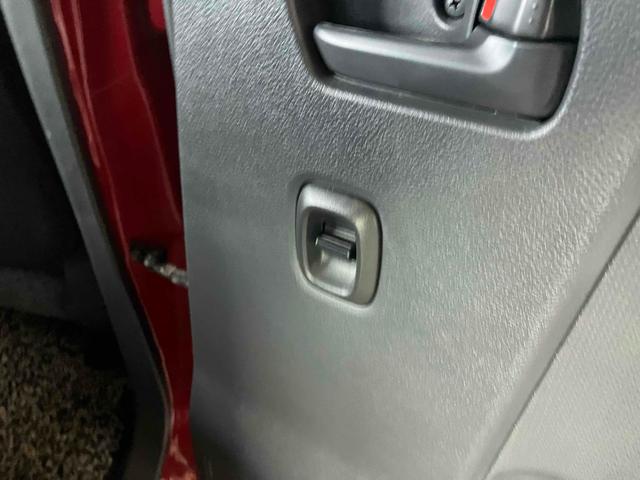 ハスラー Ｇ　ＥＴＣ　ナビ　衝突被害軽減システム　スマートキー　アイドリングストップ　電動格納ミラー　シートヒーター　ベンチシート　ＣＶＴ　盗難防止システム　ＡＢＳ　ＥＳＣ　ＣＤ　ＤＶＤ再生　Ｂｌｕｅｔｏｏｔｈ（48枚目）