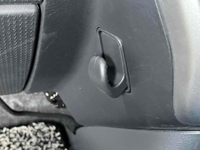 ハスラー Ｇ　ＥＴＣ　ナビ　衝突被害軽減システム　スマートキー　アイドリングストップ　電動格納ミラー　シートヒーター　ベンチシート　ＣＶＴ　盗難防止システム　ＡＢＳ　ＥＳＣ　ＣＤ　ＤＶＤ再生　Ｂｌｕｅｔｏｏｔｈ（57枚目）