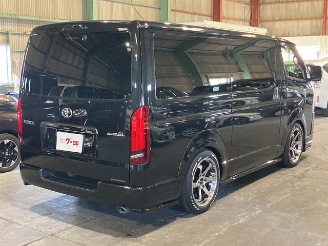 ハイエースバン スーパーＧＬ　ダークプライムＩＩ　スーパーＧＬ　全周囲カメラ　ナビ　ＴＶ　クリアランスソナー　レーンアシスト　衝突被害軽減システム　両側電動スライドドア　オートマチックハイビーム　オートライト　スマートキー　電動格納ミラー（4枚目）