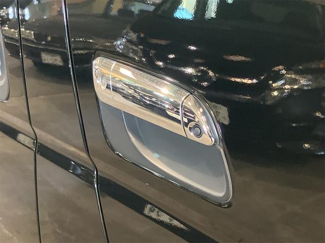 ハイエースバン スーパーＧＬ　ダークプライムＩＩ　スーパーＧＬ　全周囲カメラ　ナビ　ＴＶ　クリアランスソナー　レーンアシスト　衝突被害軽減システム　両側電動スライドドア　オートマチックハイビーム　オートライト　スマートキー　電動格納ミラー（18枚目）